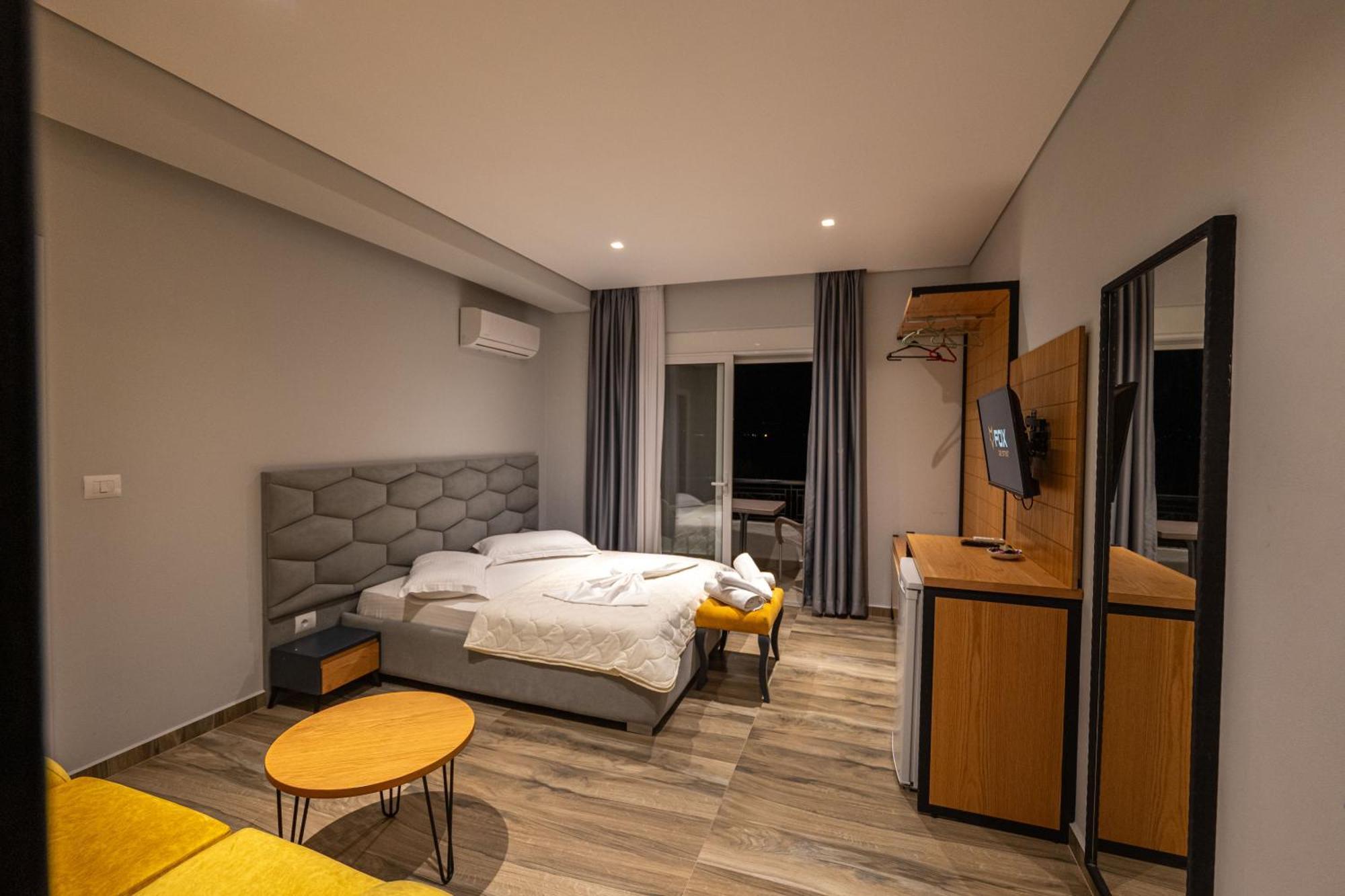 Sunkised Hotel Saranda Extérieur photo