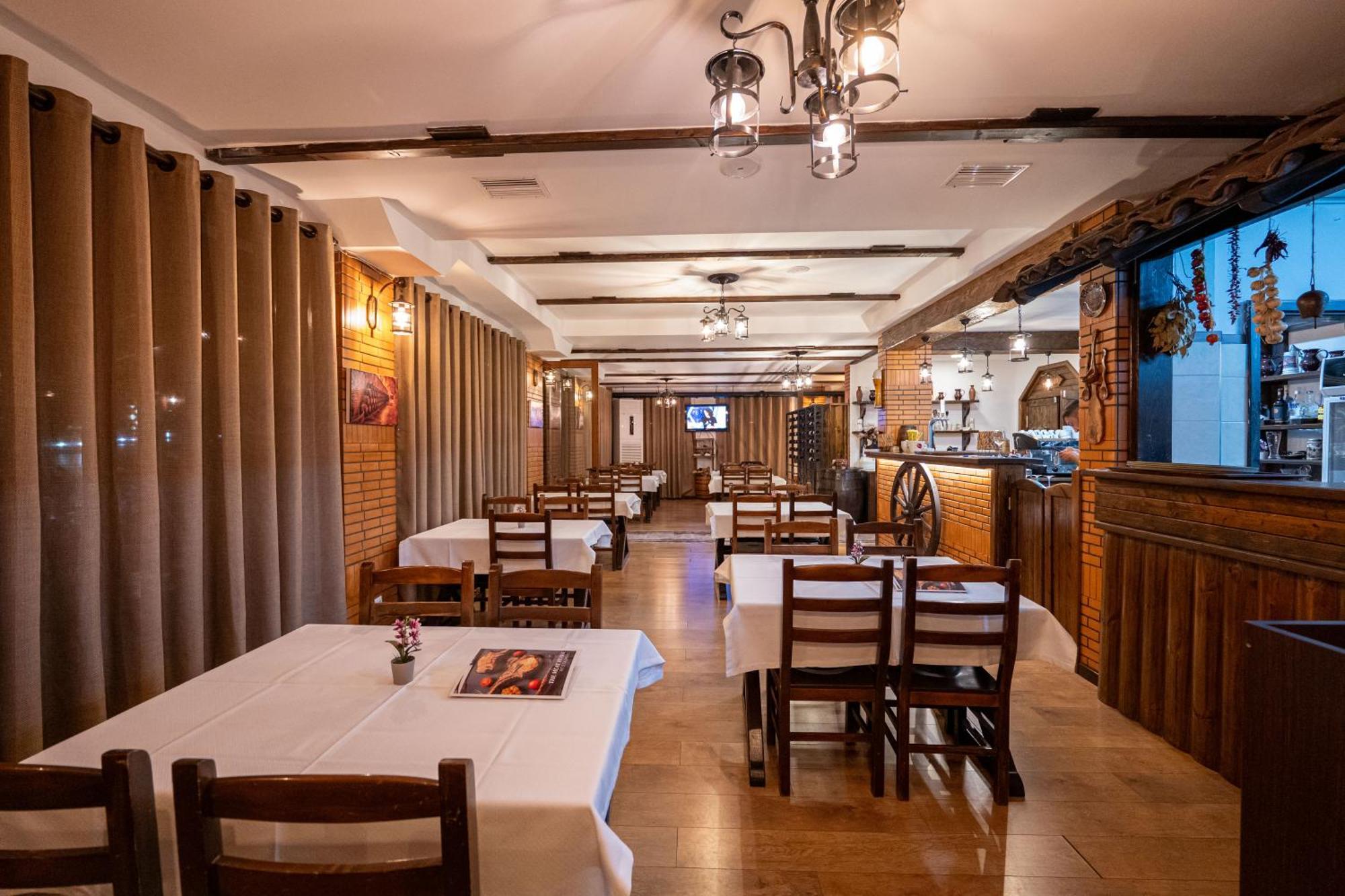 Sunkised Hotel Saranda Extérieur photo