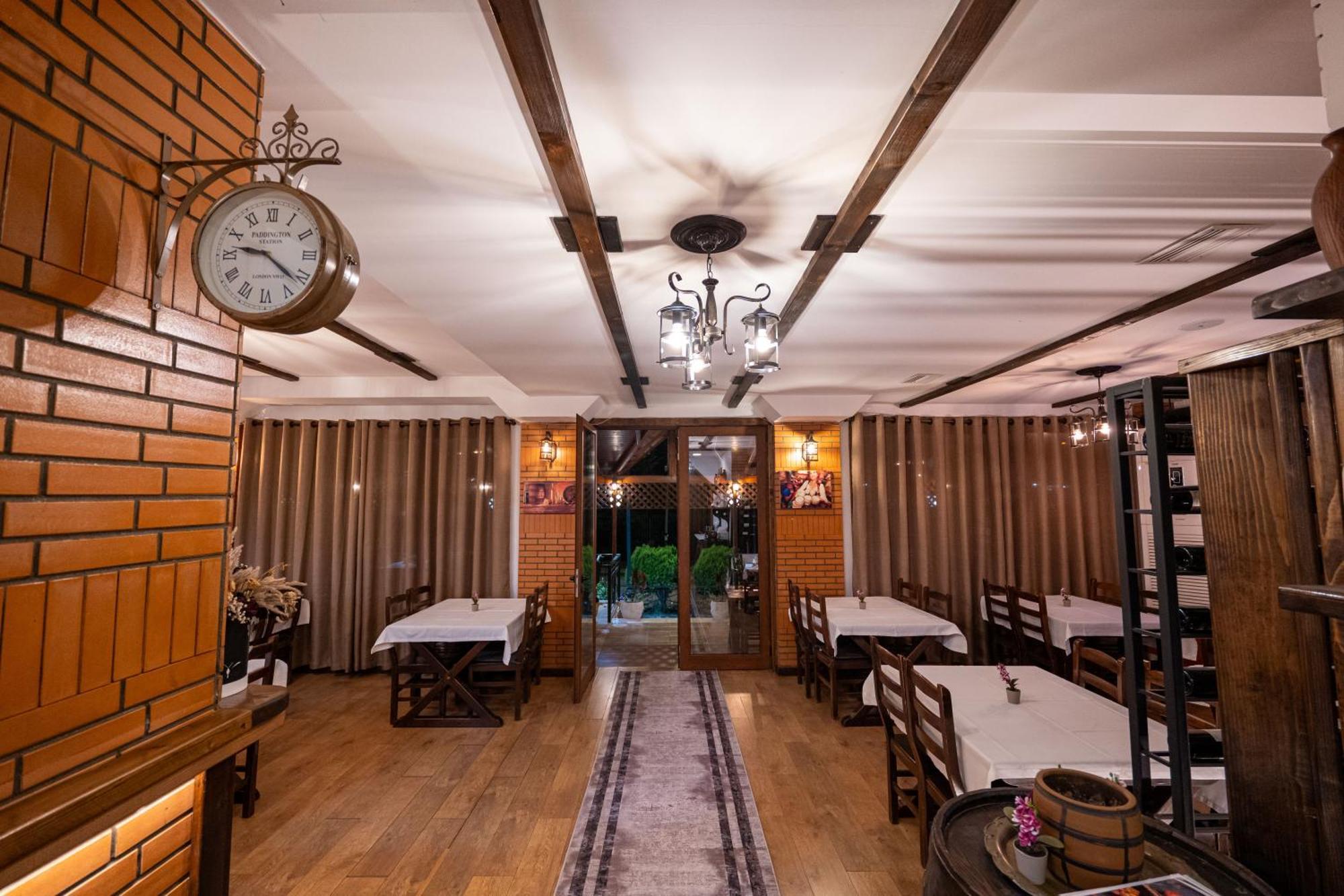 Sunkised Hotel Saranda Extérieur photo