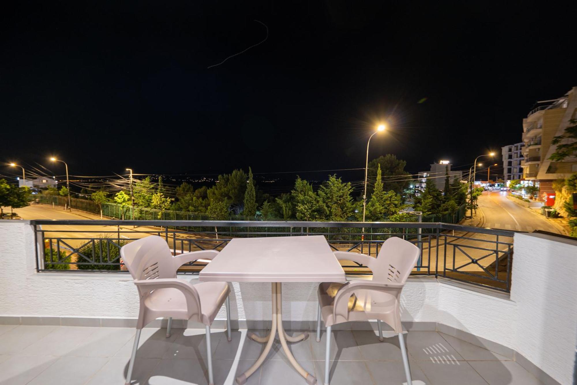 Sunkised Hotel Saranda Extérieur photo